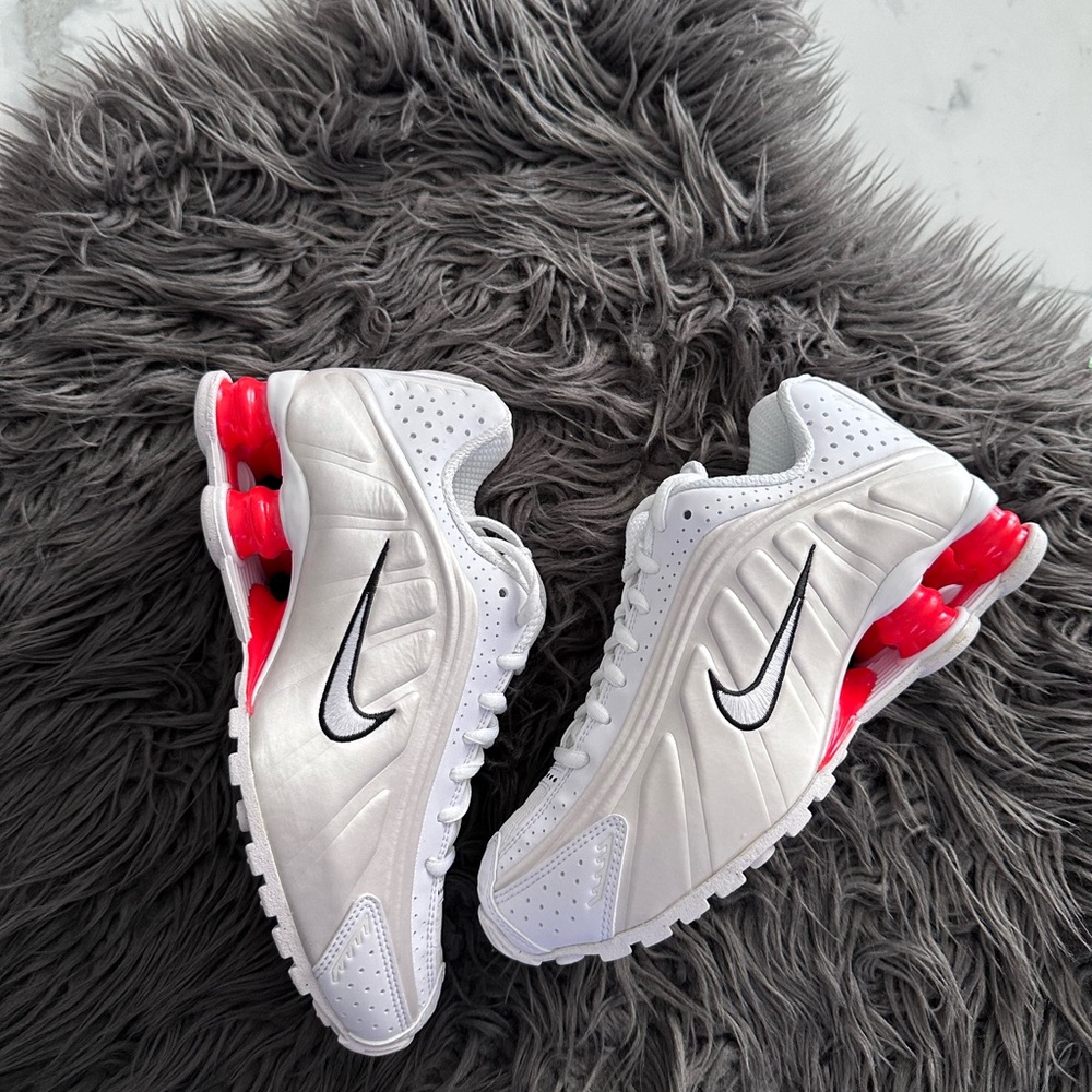 Nike Shox R4 - Picture 7 of 12